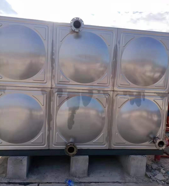 延边朝鲜族组合式不锈钢水箱，玻璃钢水箱的替代品，不锈钢冲压板组合水箱